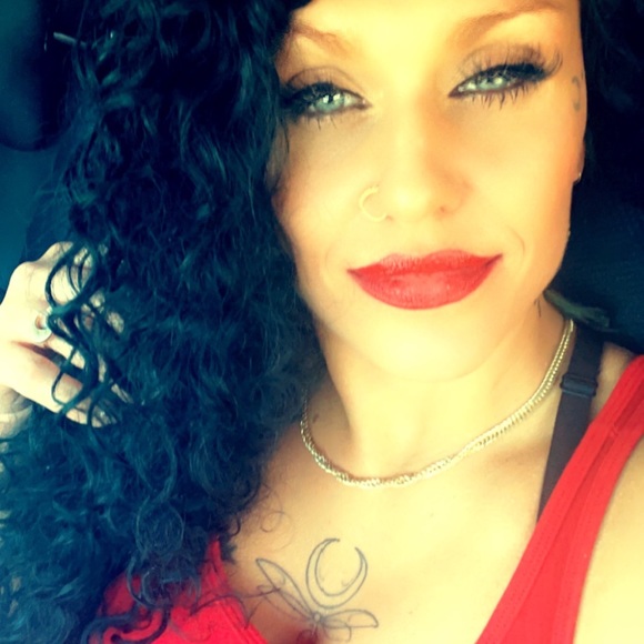 Meet your Posher, Bianca - Picture 12 of 16